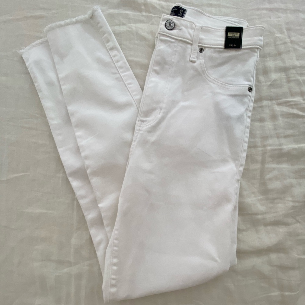 A&F high rise skinny jean white